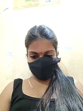 Snapshot of shreyaverma899 chatting on 04/13/26, 04:33 shreyaverma899 online show from 04/13/26, 04:33