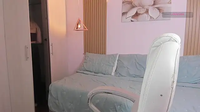 jenny Dream  online show from 04/12/26, 07:50