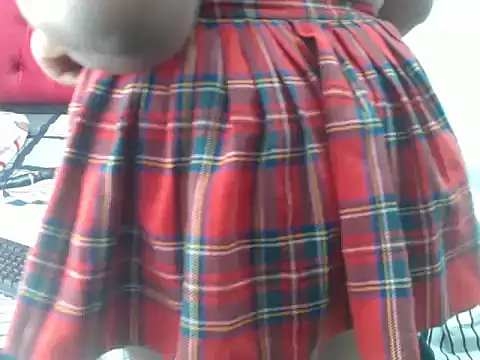 Snapshot of GaggingQuuen chatting on 04/03/26, 02:12 GaggingQuuen online show from 04/03/26, 02:12