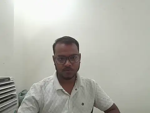 Snapshot of RajaDarling26 chatting on 07/23/26, 06:44 RajaDarling26 online show from 07/23/26, 06:44