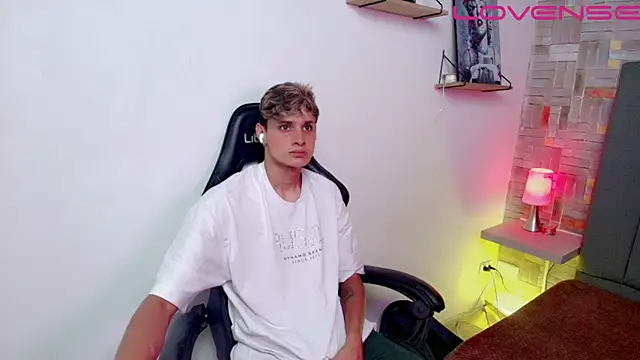 flaquito    online show from 04/04/26, 09:10