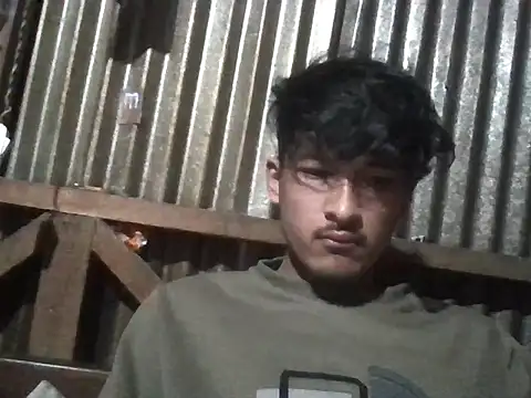 Snapshot of Heheboi7 chatting on 04/01/26, 08:50 Heheboi7 online show from 04/01/26, 08:50