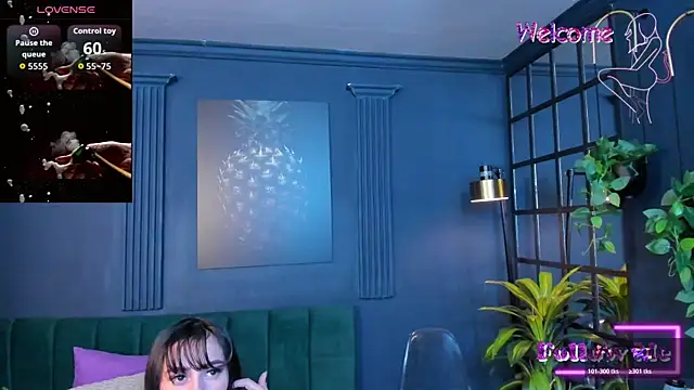 Alicecoule  online show from 05/07/26, 11:35