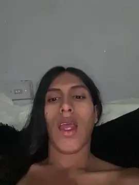 luna duque online show from 06/12/26, 08:28