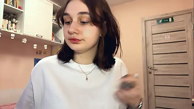 NoraSweetie online show from 04/02/26, 03:41