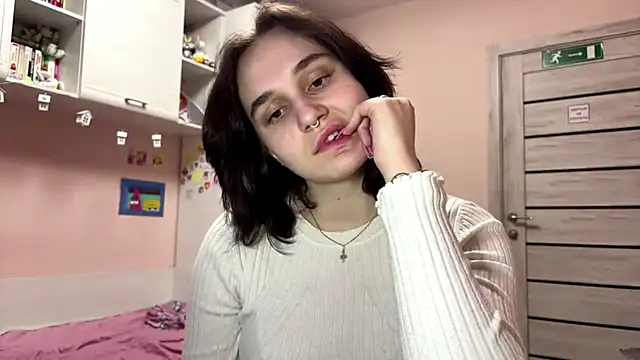 NoraSweetie online show from 04/15/26, 07:58