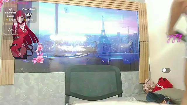 Snapshot of Sharlotte_Jones chatting on 06/19/26, 11:49 Sharlotte Jones online show from 06/19/26, 11:49