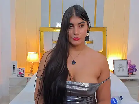 Alara Keyy online show from 04/15/26, 07:58