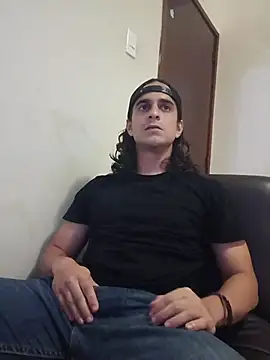 Snapshot of randomzombie27 chatting on 04/04/26, 12:28 randomzombie27 online show from 04/04/26, 12:28