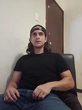 Snapshot of randomzombie27 chatting on 04/06/26, 11:17 randomzombie27 online show from 04/06/26, 11:17