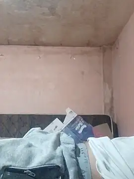 Snapshot of Alcon347 chatting on 04/15/26, 12:49 Alcon347 online show from 04/15/26, 12:49