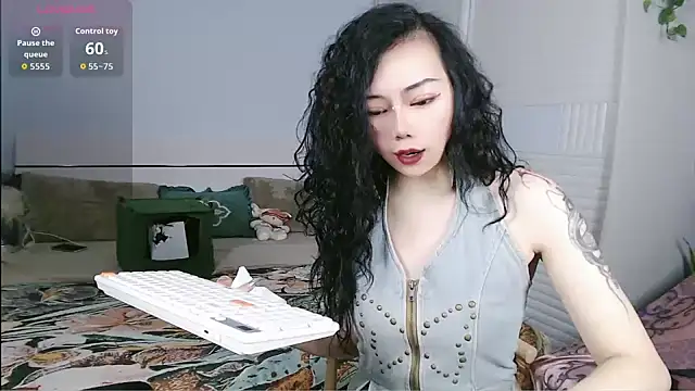 Snapshot of sasating chatting on 04/13/26, 03:16 sasating online show from 04/13/26, 03:16