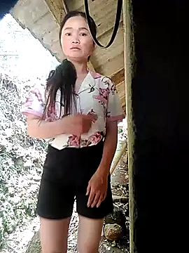 Tieuvy122 online show from 04/03/26, 07:04