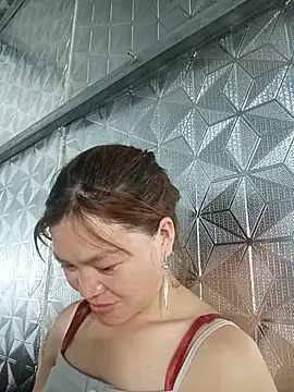 Snapshot of Baohong11 chatting on 04/10/26, 12:12 Baohong11 online show from 04/10/26, 12:12