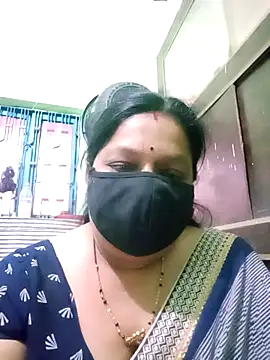 Snapshot of PINKI_024 chatting on 04/23/26, 12:29 PINKI 024 online show from 04/23/26, 12:29