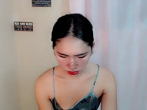 urasiankylie online show from 05/03/26, 05:01