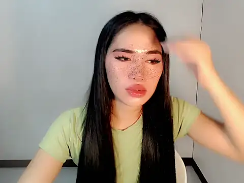 urasiankylie online show from 04/23/26, 05:03