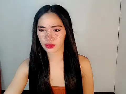 urasiankylie online show from 04/19/26, 04:41