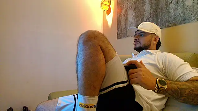 Snapshot of TROY_KIRK chatting on 04/10/26, 12:17 TROY KIRK online show from 04/10/26, 12:17