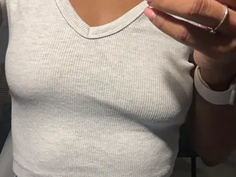 latinacaro- online show from 05/31/26, 08:53