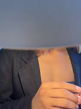 latinacaro- online show from 05/17/26, 02:17