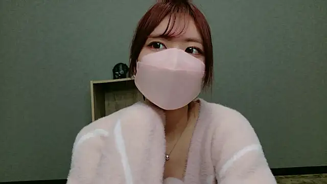 Snapshot of YUA_0425 chatting on 05/15/26, 02:09 YUA 0425 online show from 05/15/26, 02:09
