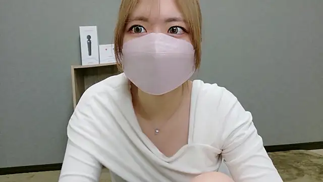 Snapshot of YUA_0425 chatting on 06/21/26, 01:28 YUA 0425 online show from 06/21/26, 01:28