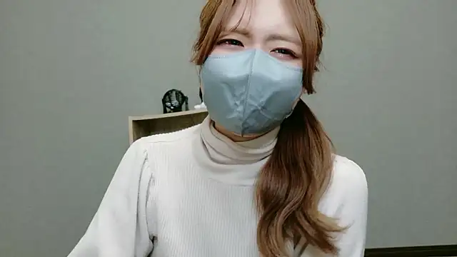 Snapshot of YUA_0425 chatting on 05/05/26, 06:00 YUA 0425 online show from 05/05/26, 06:00