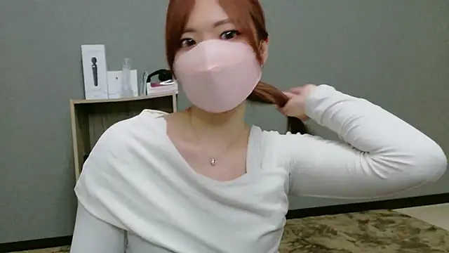 Snapshot of YUA_0425 chatting on 06/07/26, 01:38 YUA 0425 online show from 06/07/26, 01:38