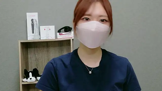 Snapshot of YUA_0425 chatting on 05/30/26, 06:09 YUA 0425 online show from 05/30/26, 06:09