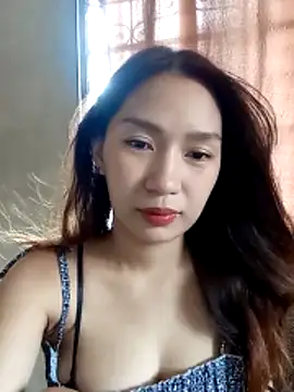 Aki lee online show from 04/11/26, 04:31