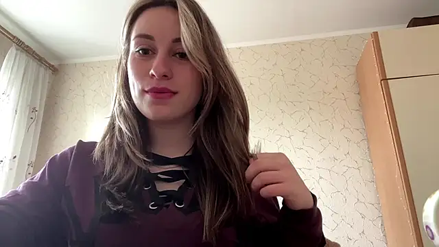 Snapshot of SpringSummers chatting on 04/12/26, 08:17 SpringSummers online show from 04/12/26, 08:17