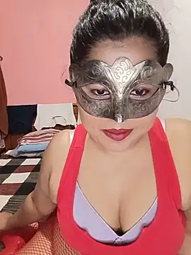 Maskedcurves online show from 06/22/26, 01:19