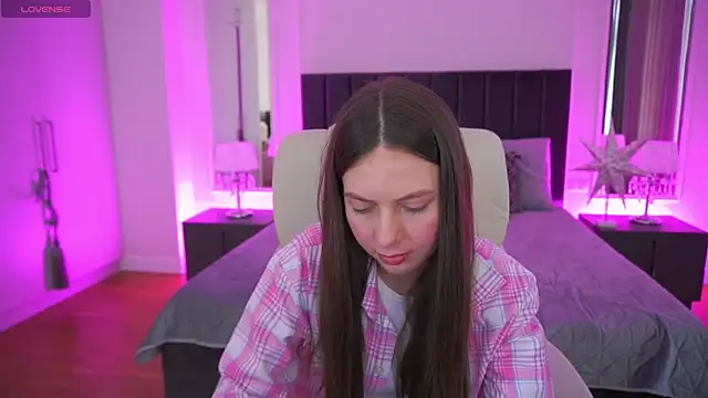 Snapshot of BabyLumi chatting on 04/02/26, 01:29 BabyLumi online show from 04/02/26, 01:29