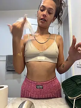 AliciaDx online show from 04/03/26, 08:37