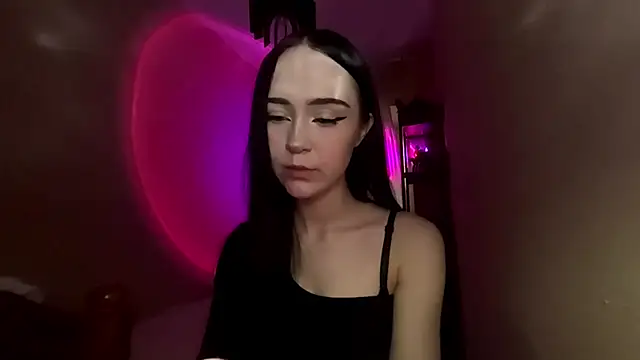 Adeline star online show from 04/22/26, 10:11