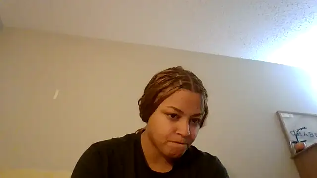 madzbailey online show from 04/19/26, 04:19
