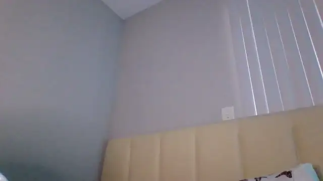 Snapshot of madzbailey chatting on 06/17/26, 04:39 madzbailey online show from 06/17/26, 04:39