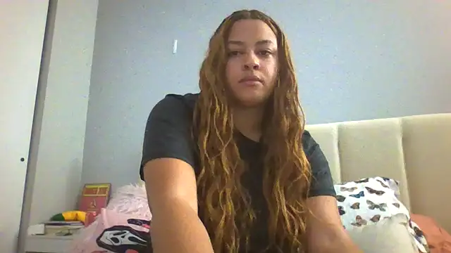 madzbailey online show from 04/21/26, 03:18