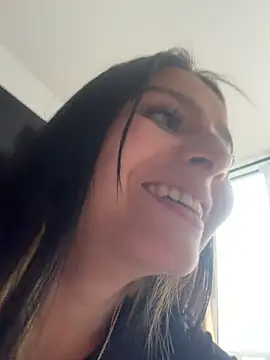 RebecaXoXo  online show from 04/16/26, 09:39