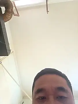 Snapshot of miaomiao-66 chatting on 04/11/26, 06:21 miaomiao-66 online show from 04/11/26, 06:21