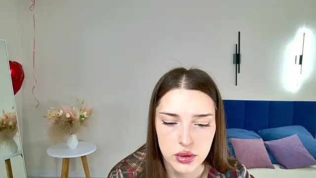 Eva Saylor online show from 04/13/26, 11:03