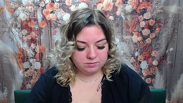 AdelinaMaster online show from 04/14/26, 05:18