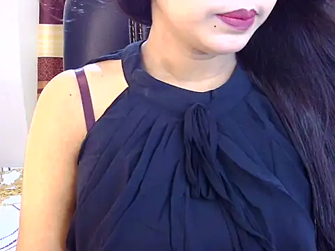 Noor Zarin online show from 05/09/26, 07:06