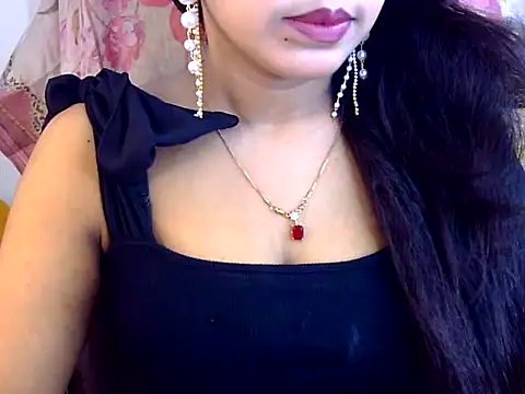 Noor Zarin online show from 05/16/26, 04:28