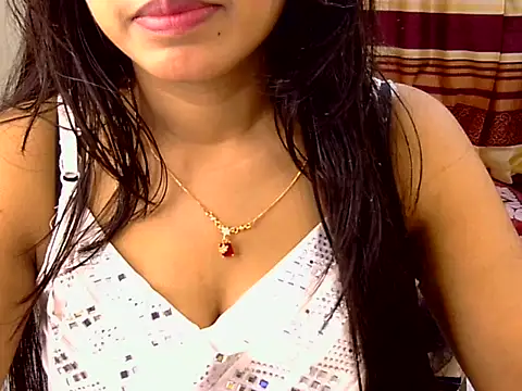 Snapshot of Noor_Zarin chatting on 04/09/26, 12:11 Noor Zarin online show from 04/09/26, 12:11