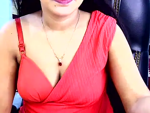 Noor Zarin online show from 04/21/26, 01:42