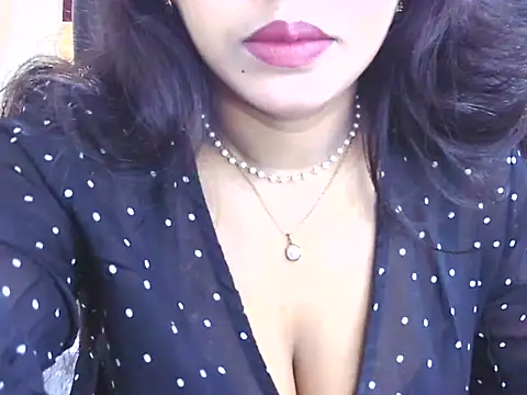 Noor Zarin online show from 05/08/26, 03:21