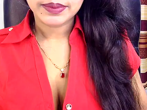 Noor Zarin online show from 05/03/26, 12:31