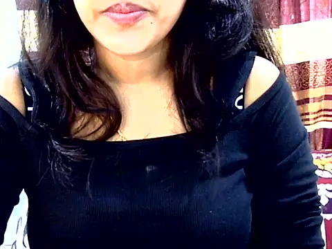 Snapshot of Noor_Zarin chatting on 04/13/26, 01:53 Noor Zarin online show from 04/13/26, 01:53